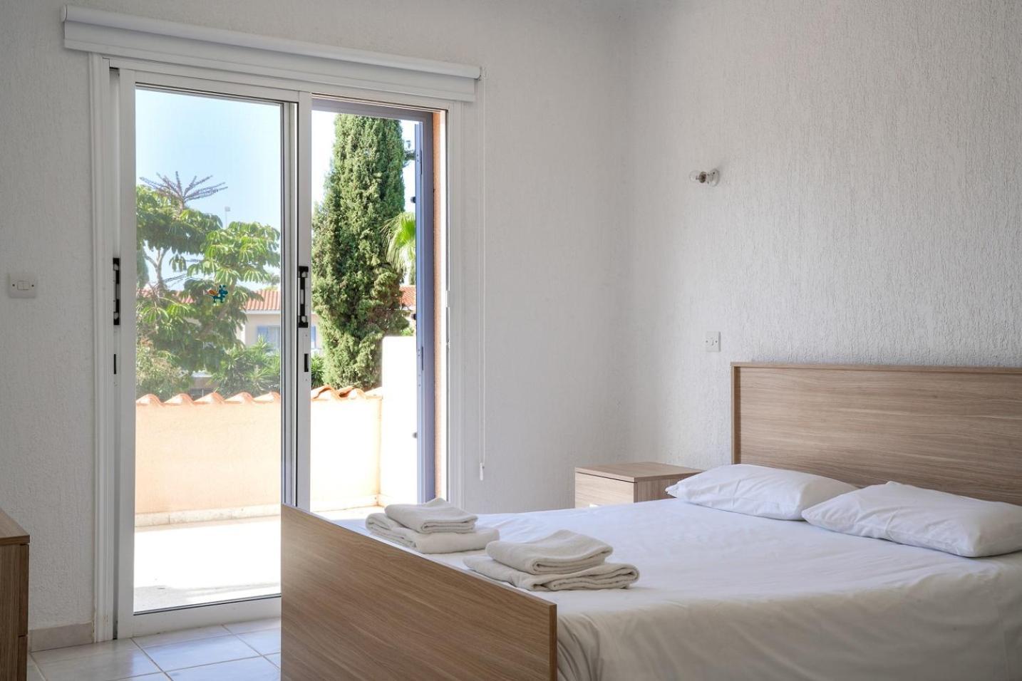Resitour Paradise Gardens Paphos Exterior foto